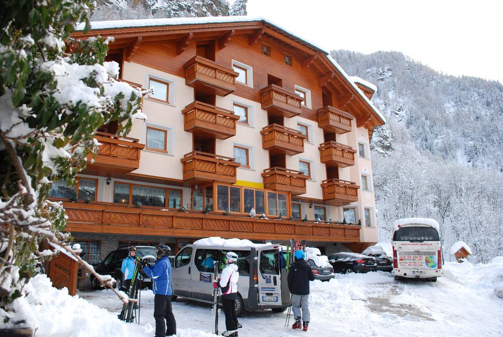 Alps Oriental Wellness Hotel カンポドルチーノ エクステリア 写真